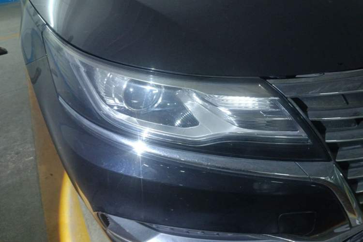 Used Roewe i6 New Energy 2017 45T Hybrid Connect & Smart Enjoyment Edition Right Front Headlight