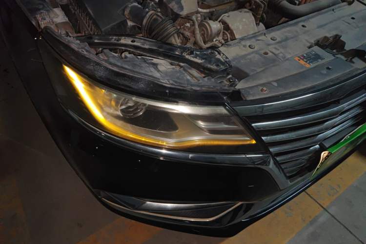 Used Roewe i6 New Energy 2017 45T Hybrid Connect & Smart Enjoyment Edition Right Front Headlight
