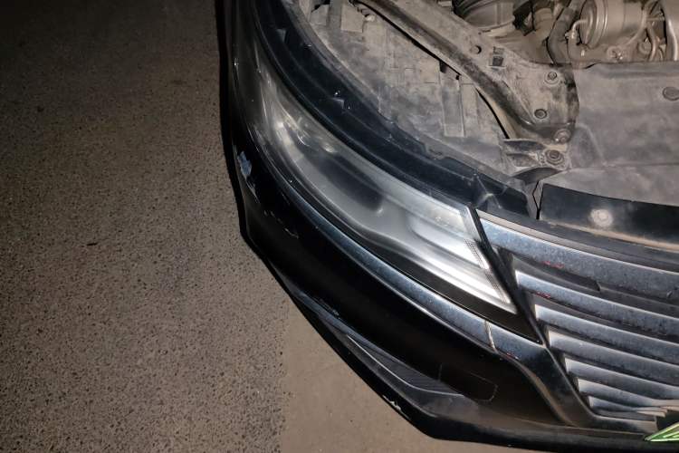 Used Roewe i6 New Energy 2017 45T Hybrid Connect & Smart Enjoyment Edition Right Front Headlight