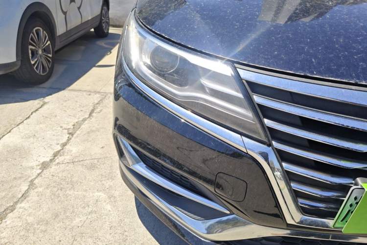 Used Roewe i6 New Energy 2017 45T Hybrid Connect & Smart Enjoyment Edition Right Front Headlight