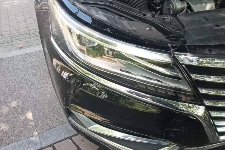 Used Roewe i6 New Energy 2017 45T Hybrid Connective Smart Luxury Edition Right Front Headlight