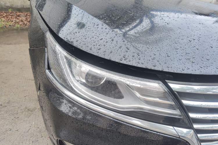 Used Roewe i6 New Energy 2017 45T Hybrid Connect & Smart Enjoyment Edition Right Front Headlight