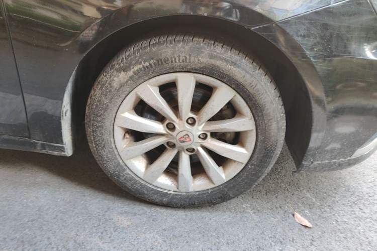 Used Roewe i6 New Energy 2017 45T Hybrid Connect & Smart Enjoyment Edition Right Front Wheel Hub