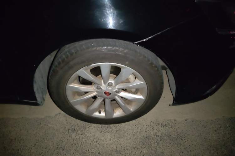 Used Roewe i6 New Energy 2017 45T Hybrid Connect & Smart Enjoyment Edition Right Front Wheel Hub