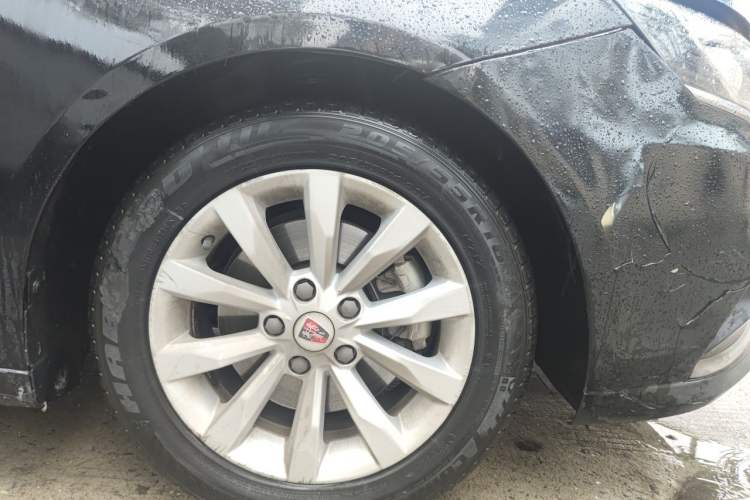 Used Roewe i6 New Energy 2017 45T Hybrid Connect & Smart Enjoyment Edition Right Front Wheel Hub