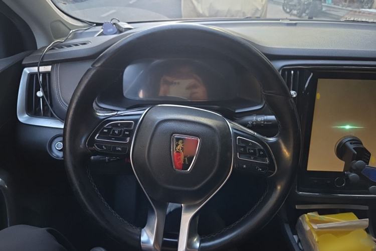 Used Roewe i6 New Energy 2017 45T Hybrid Connect & Smart Enjoyment Edition Steering Wheel