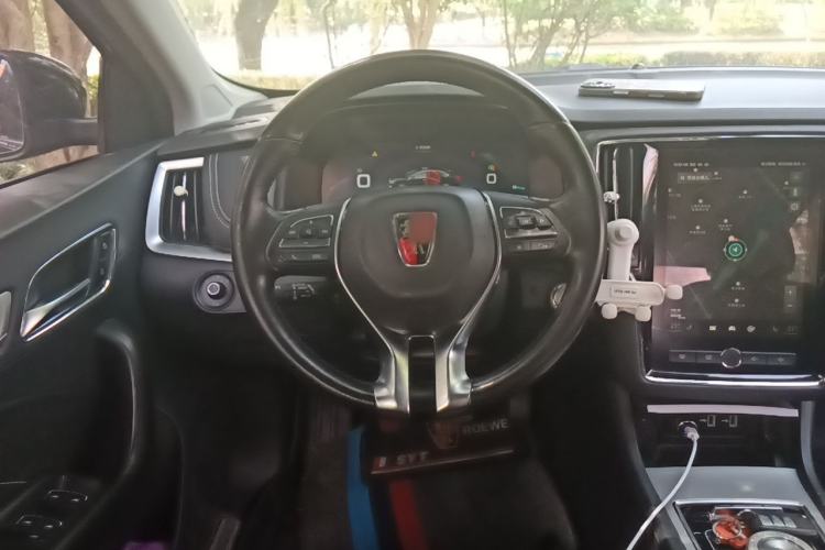 Used Roewe i6 New Energy 2017 45T Hybrid Connective Smart Luxury Edition Steering Wheel