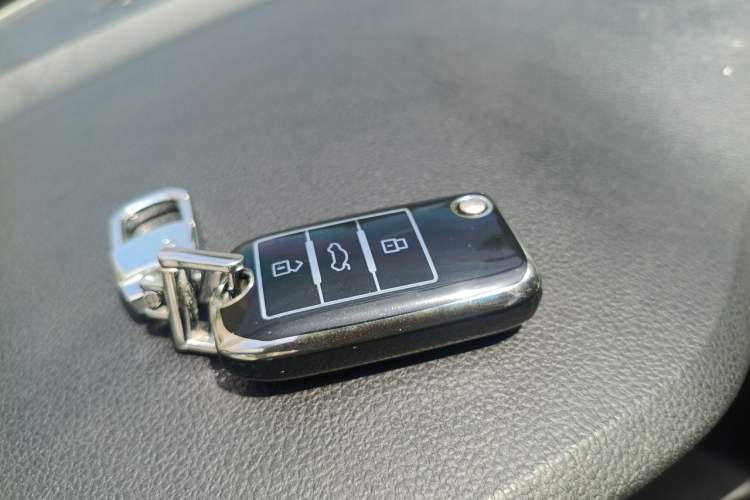 Used Roewe i6 New Energy 2017 45T Hybrid Connect & Smart Enjoyment Edition Vehicle Key