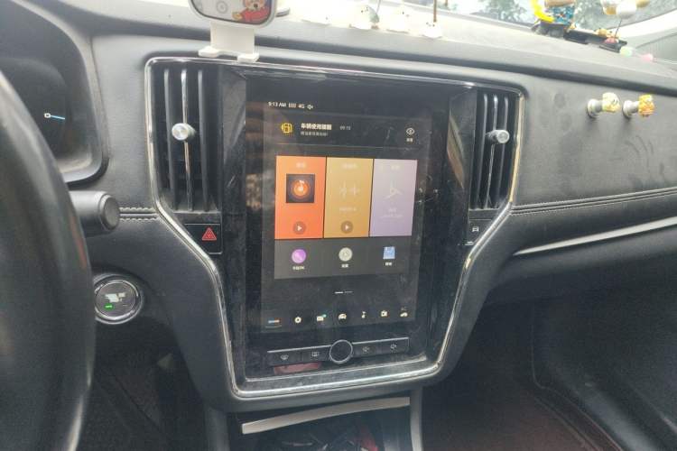 Used Roewe i6 New Energy 2017 45T Hybrid Connect & Smart Enjoyment Edition Audio And AC Panel