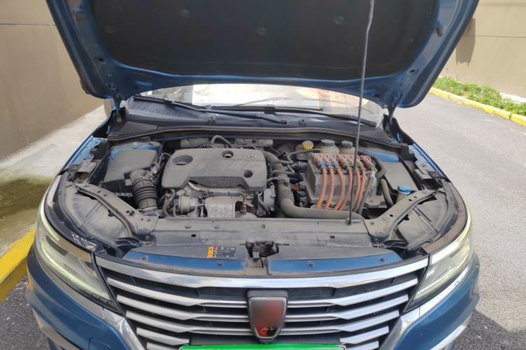Used Roewe i6 New Energy 2017 45T Hybrid Connective Smart Luxury Edition Engine Bay