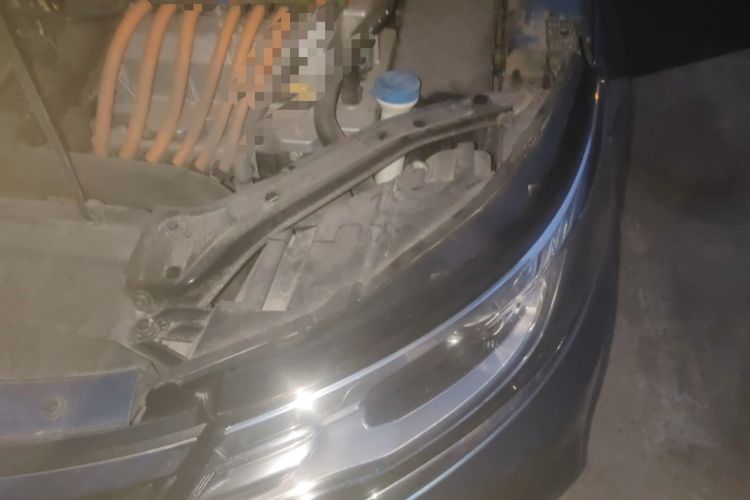 Used Roewe i6 New Energy 2017 45T Hybrid Connect & Smart Enjoyment Edition Engine Bay Left