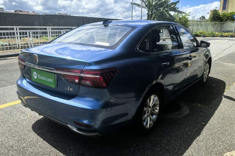 Used Roewe i6 New Energy 2017 45T Hybrid Connect & Smart Enjoyment Edition Exterior 4