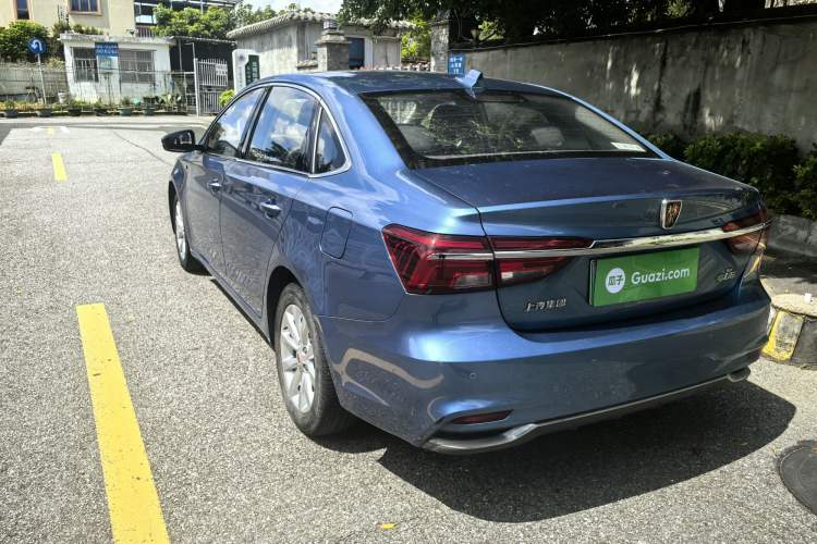 Used Roewe i6 New Energy 2017 45T Hybrid Connect & Smart Enjoyment Edition Exterior 6