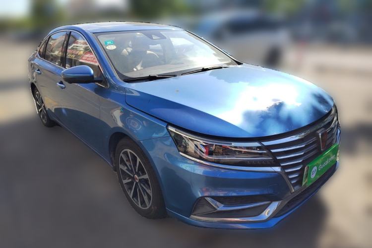 Used Roewe i6 New Energy 2017 45T Hybrid Connective Smart Luxury Edition Front Right 45 Deg