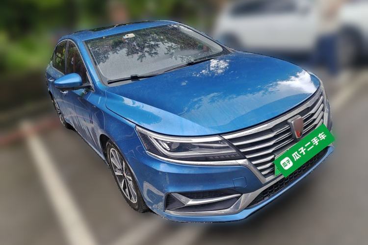 Used Roewe i6 New Energy 2017 45T Hybrid Connective Smart Luxury Edition Front Right 45 Deg