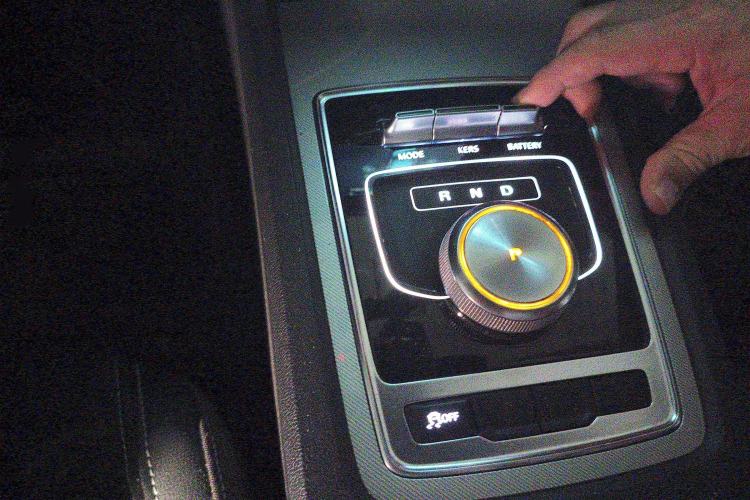 Used Roewe i6 New Energy 2017 45T Hybrid Connective Smart Luxury Edition Gear Lever