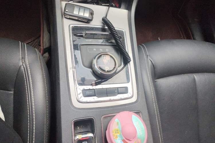 Used Roewe i6 New Energy 2017 45T Hybrid Connect & Smart Enjoyment Edition Gear Lever