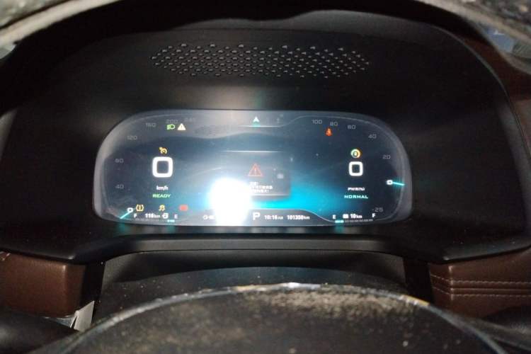 Used Roewe i6 New Energy 2017 45T Hybrid Connective Smart Luxury Edition Instrument Cluster