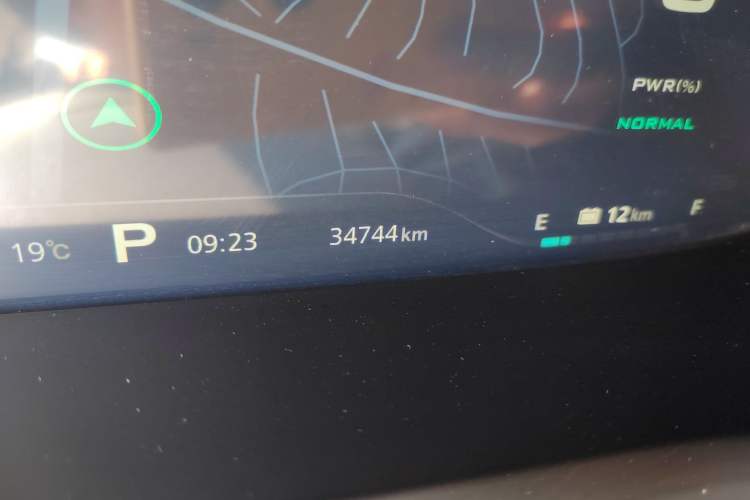 Used Roewe i6 New Energy 2017 45T Hybrid Connective Smart Luxury Edition Odometer Close Up
