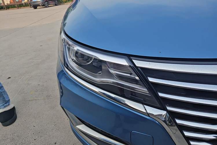 Used Roewe i6 New Energy 2017 45T Hybrid Connect & Smart Enjoyment Edition Right Front Headlight
