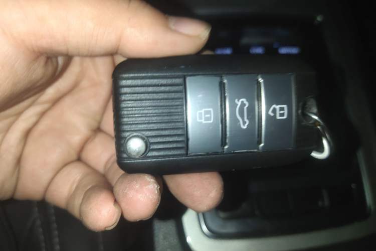 Used Roewe i6 New Energy 2017 45T Hybrid Connect & Smart Enjoyment Edition Vehicle Key