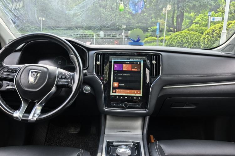 Used Roewe i6 New Energy 2017 45T Hybrid Connect & Smart Enjoyment Edition Audio And AC Panel