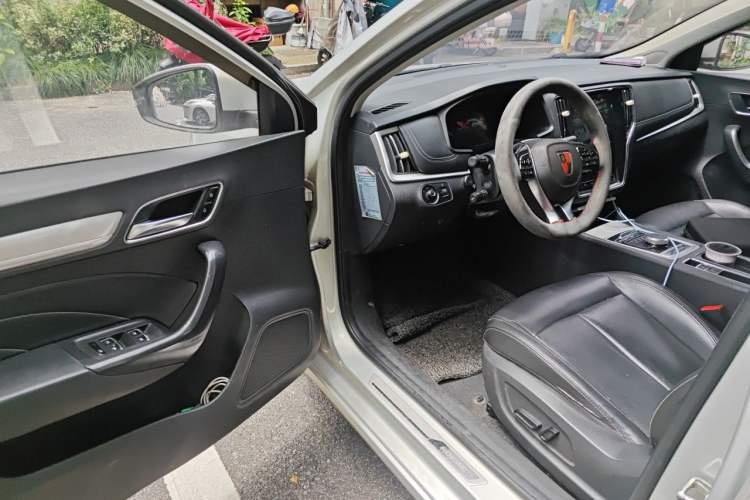 Used Roewe i6 New Energy 2017 45T Hybrid Connect & Smart Enjoyment Edition Driver Seat