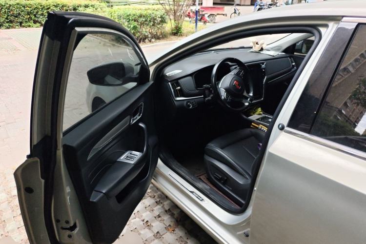 Used Roewe i6 New Energy 2017 45T Hybrid Connect & Smart Enjoyment Edition Driver Seat