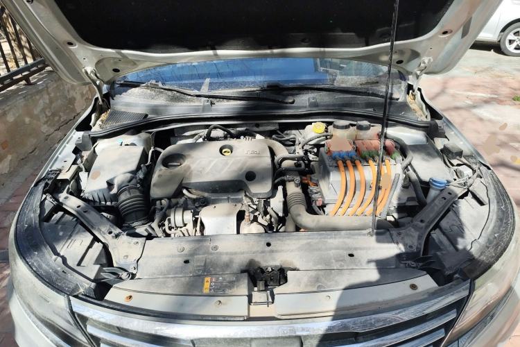 Used Roewe i6 New Energy 2017 45T Hybrid Connect & Smart Enjoyment Edition Engine Bay