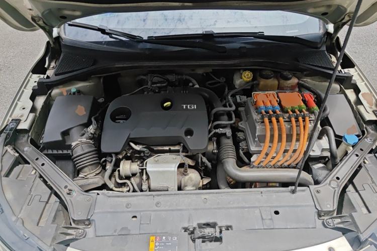 Used Roewe i6 New Energy 2017 45T Hybrid Connect & Smart Enjoyment Edition Engine Bay
