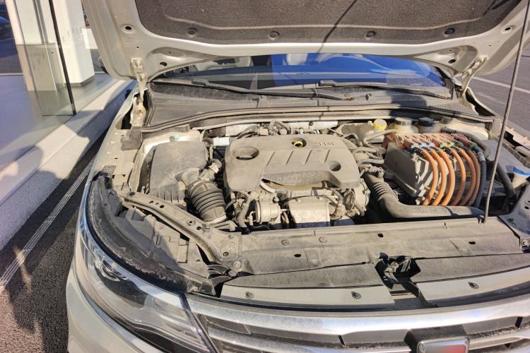 Used Roewe i6 New Energy 2017 45T Hybrid Connect & Smart Enjoyment Edition Engine Bay Right