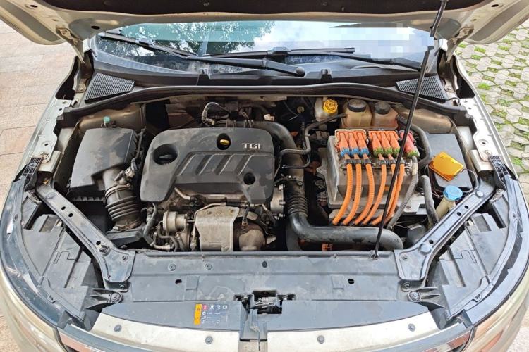Used Roewe i6 New Energy 2017 45T Hybrid Connect & Smart Enjoyment Edition Engine Bay