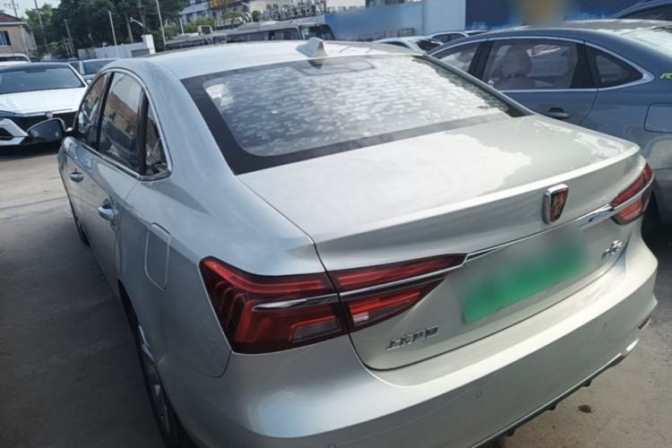 Used Roewe i6 New Energy 2017 45T Hybrid Connect & Smart Enjoyment Edition Exterior 2