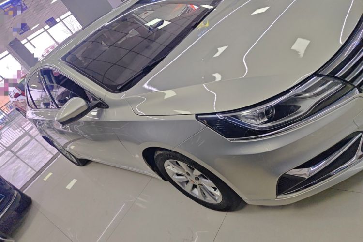Used Roewe i6 New Energy 2017 45T Hybrid Connect & Smart Enjoyment Edition Exterior 2