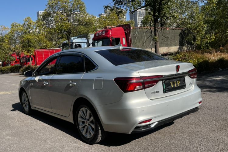 Used Roewe i6 New Energy 2017 45T Hybrid Connect & Smart Enjoyment Edition Exterior 2