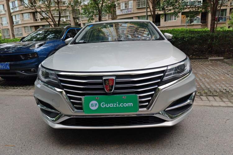 Used Roewe i6 New Energy 2017 45T Hybrid Connect & Smart Enjoyment Edition Front