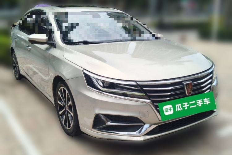 Used Roewe i6 New Energy 2017 45T Hybrid Connective Smart Luxury Edition Front Right 45 Deg