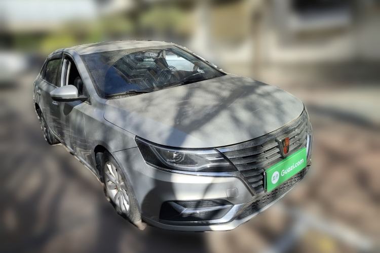 Used Roewe i6 New Energy 2017 45T Hybrid Connect & Smart Enjoyment Edition Front Right 45 Deg