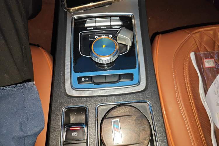 Used Roewe i6 New Energy 2017 45T Hybrid Connect & Smart Enjoyment Edition Gear Lever