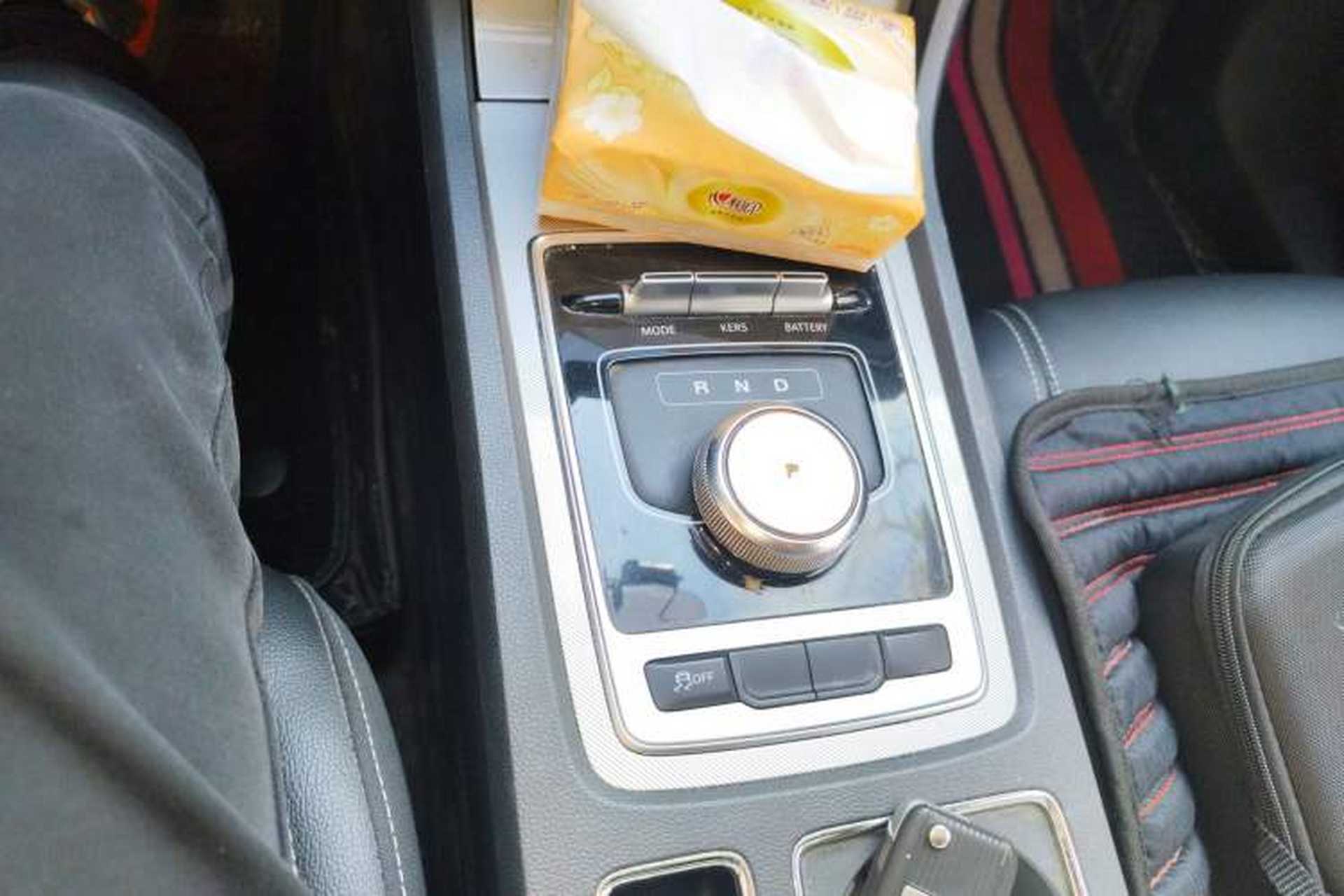 Used Roewe i6 New Energy 2017 45T Hybrid Connect & Smart Enjoyment Edition Gear Lever