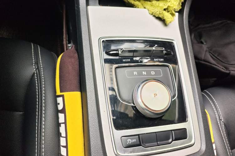 Used Roewe i6 New Energy 2017 45T Hybrid Connect & Smart Enjoyment Edition Gear Lever
