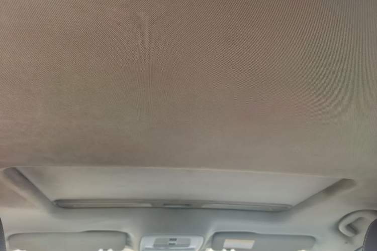 Used Roewe i6 New Energy 2017 45T Hybrid Connect & Smart Enjoyment Edition Headliner