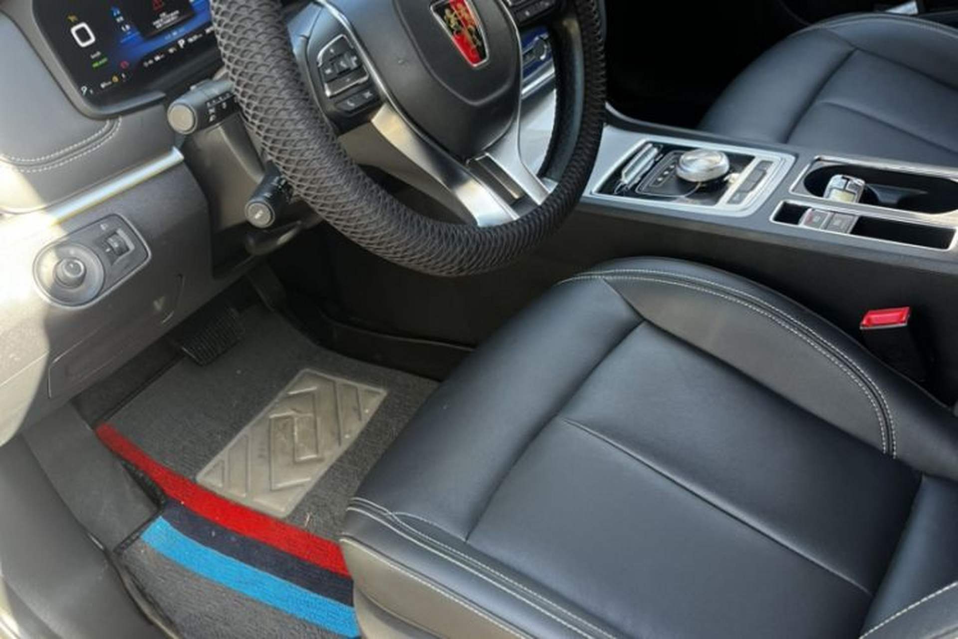 Used Roewe i6 New Energy 2017 45T Hybrid Connect & Smart Enjoyment Edition Interior 1
