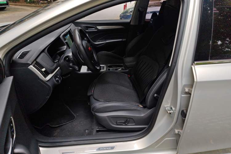 Used Roewe i6 New Energy 2017 45T Hybrid Connect & Smart Enjoyment Edition Left Front Seat