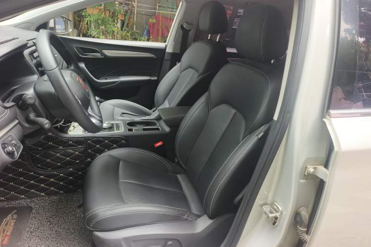 Used Roewe i6 New Energy 2017 45T Hybrid Connect & Smart Enjoyment Edition Left Front Seat