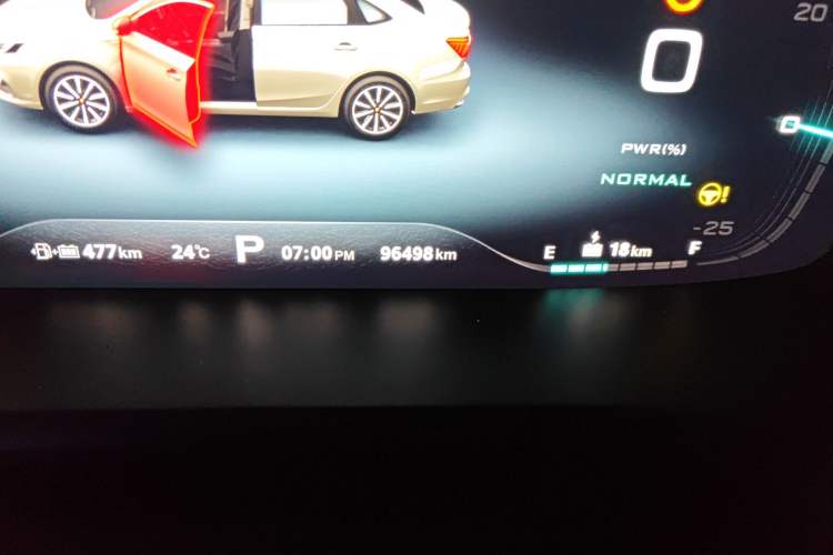Used Roewe i6 New Energy 2017 45T Hybrid Connect & Smart Enjoyment Edition Odometer Close Up