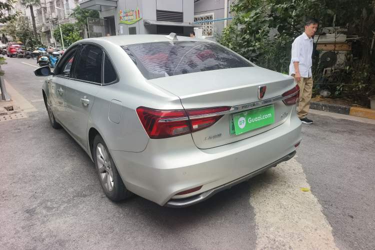 Used Roewe i6 New Energy 2017 45T Hybrid Connect & Smart Enjoyment Edition Rear Left 45 Deg