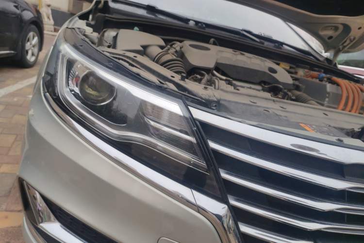 Used Roewe i6 New Energy 2017 45T Hybrid Connect & Smart Enjoyment Edition Right Front Headlight