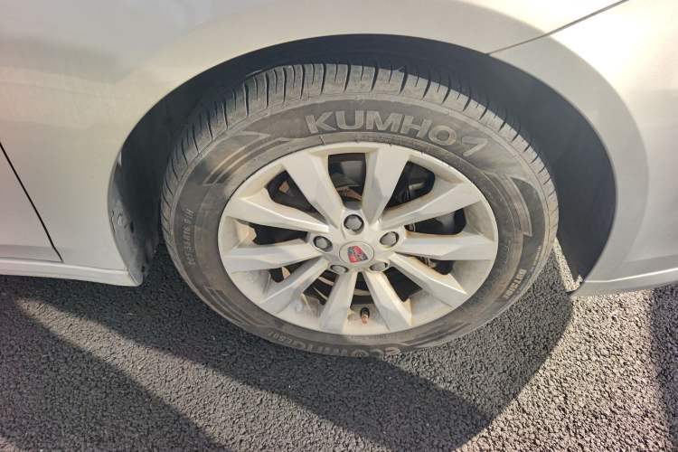 Used Roewe i6 New Energy 2017 45T Hybrid Connect & Smart Enjoyment Edition Right Front Wheel Hub