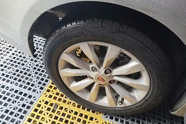 Used Roewe i6 New Energy 2017 45T Hybrid Connect & Smart Enjoyment Edition Right Rear Wheel Hub